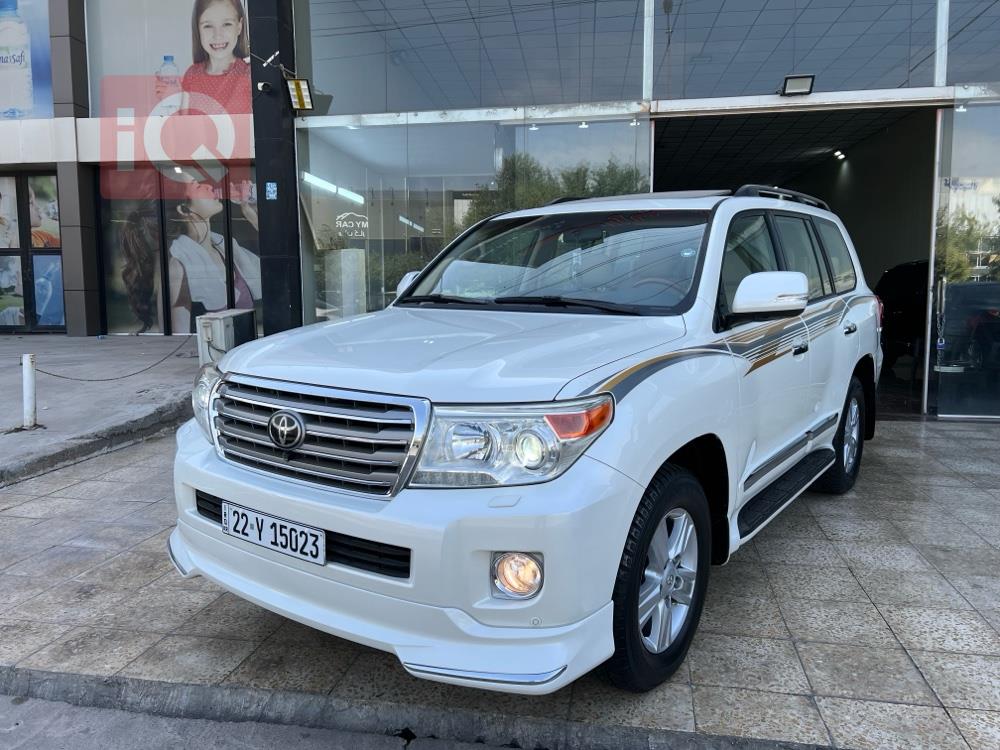 تويوتا لاندكروزر